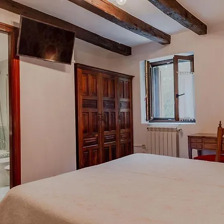 Casa Rural Altzibar-berri Country house *